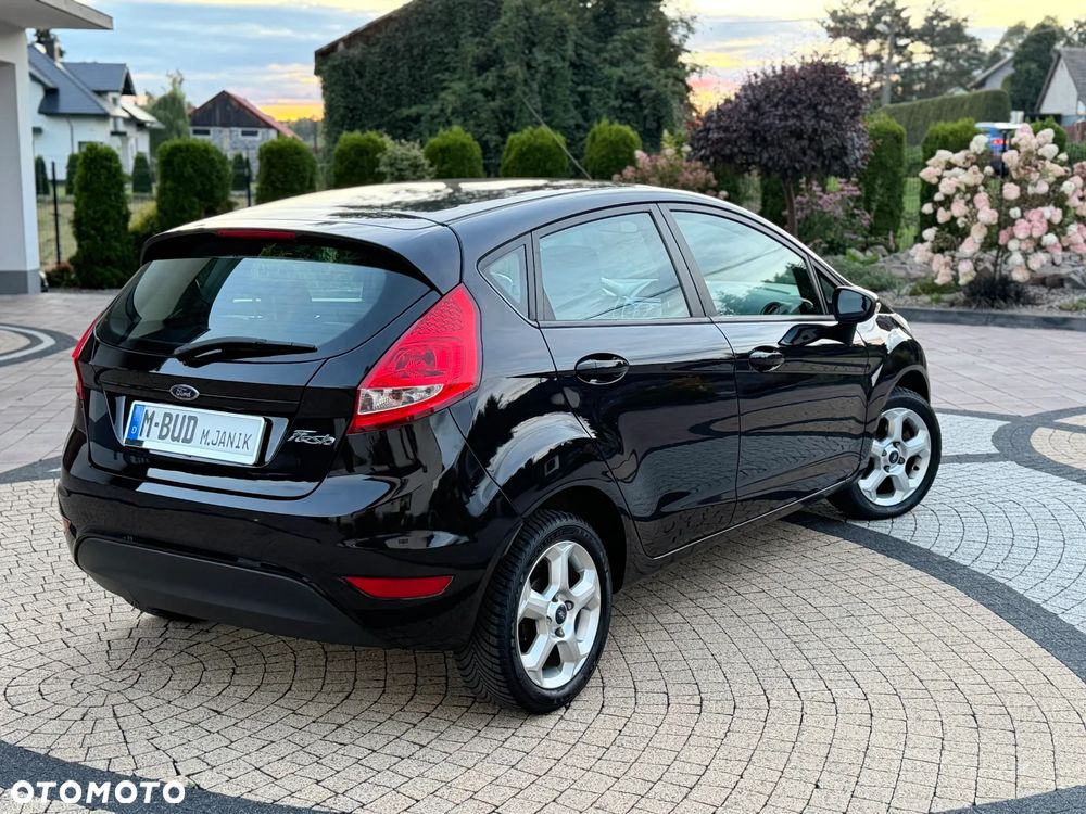 Ford Fiesta - 13