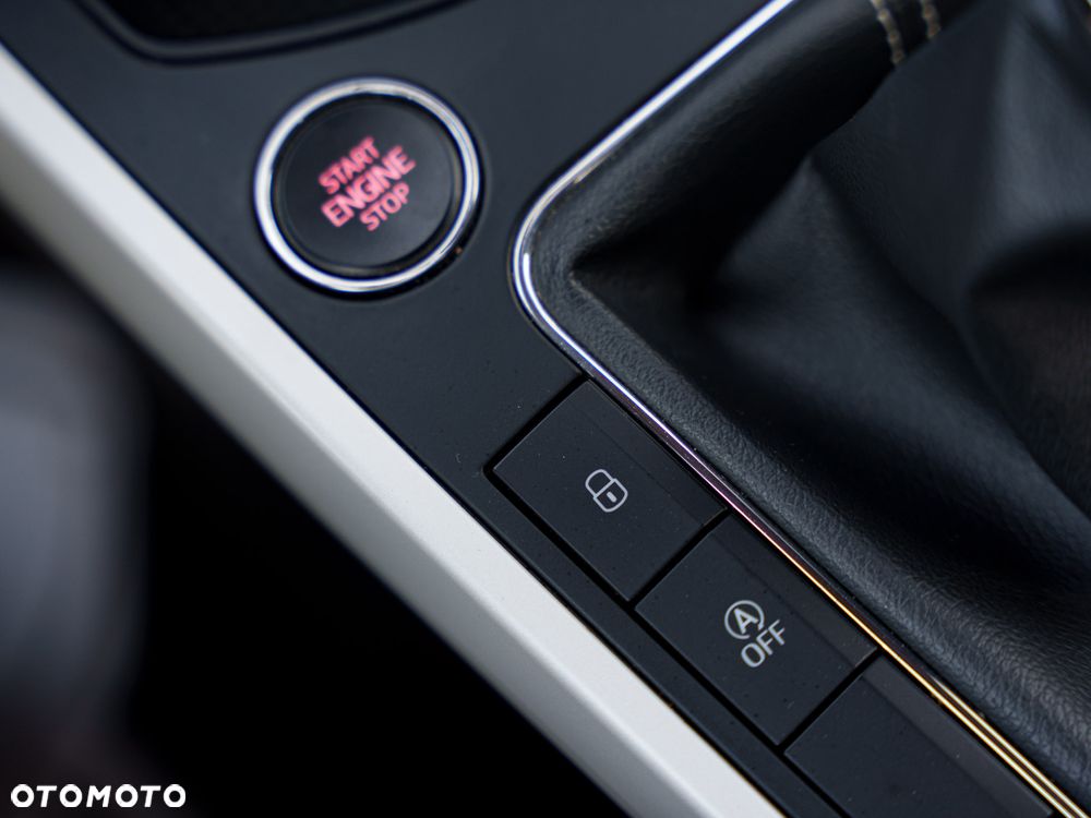 Seat Arona 1.6 TDI XCELLENCE - 25