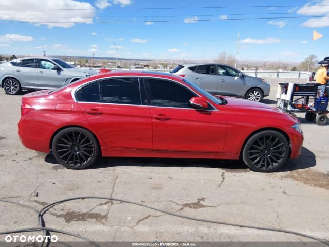 BMW Seria 3 330i Edition Luxury Line Purity - 14