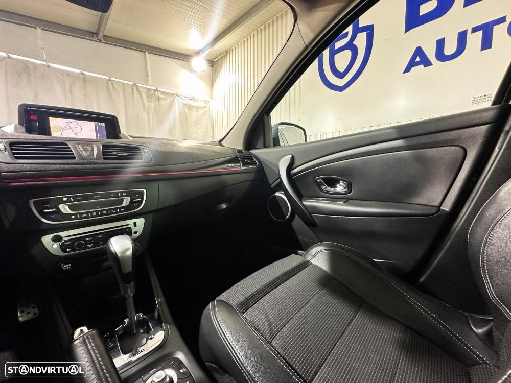 Renault Mégane Sport Tourer 1.5 dCi GT Line EDC J18 - 23