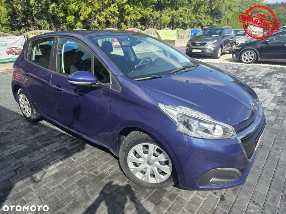 Peugeot 208 - 14