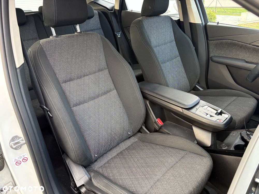 BMW Seria 2 218i - 11