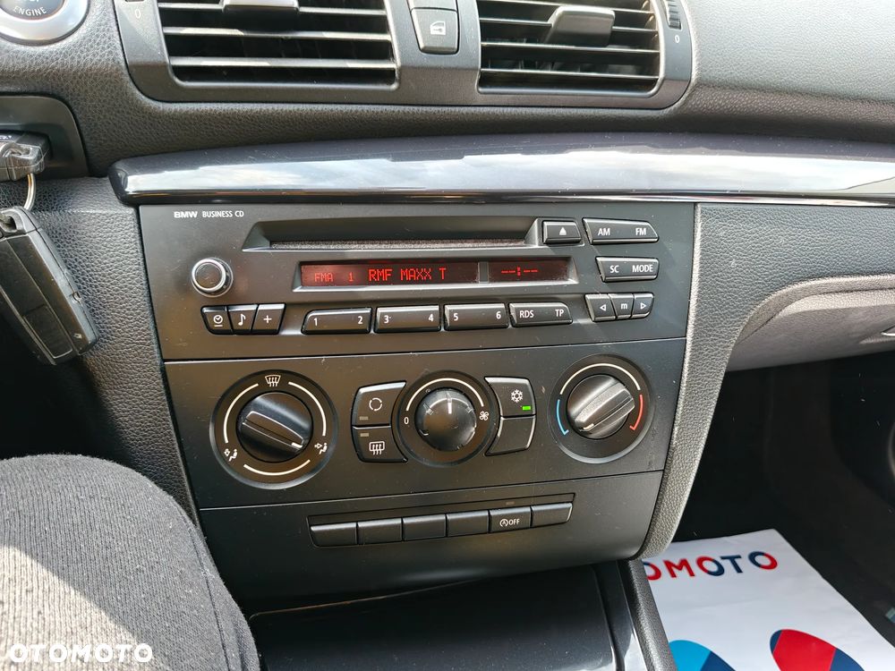 BMW Seria 1 - 23