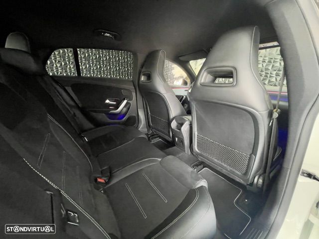 Mercedes-Benz CLA 250 e 8G-DCT Edition AMG Line - 37