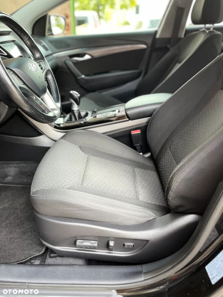 Hyundai i40 2.0 GDI Premium - 18