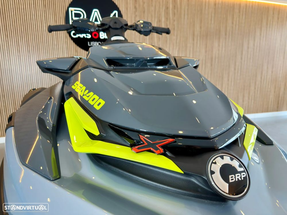 Sea-Doo RXT-X 325 RS - 54