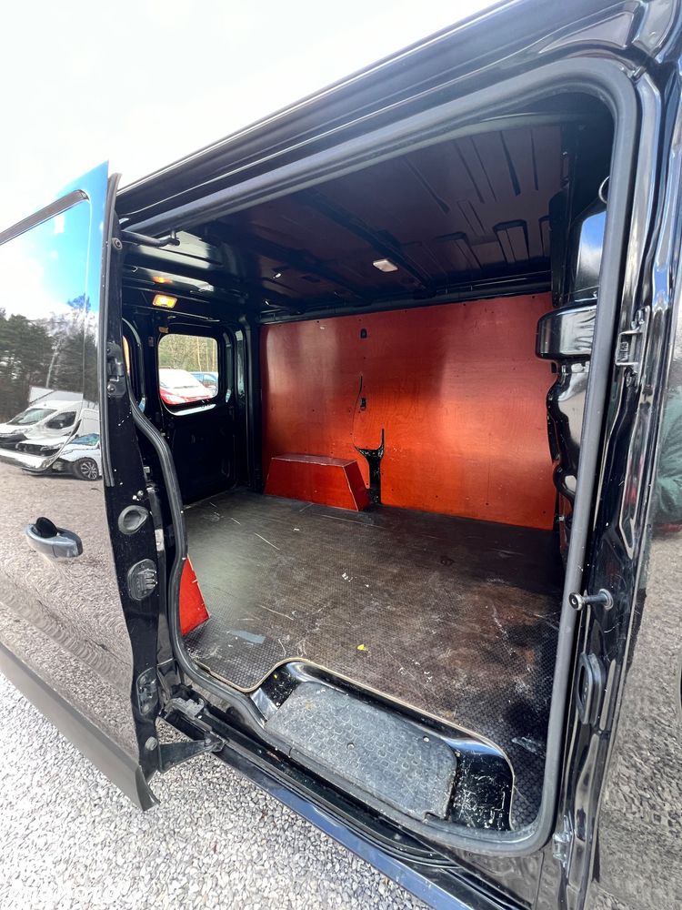 Renault Trafic - 9