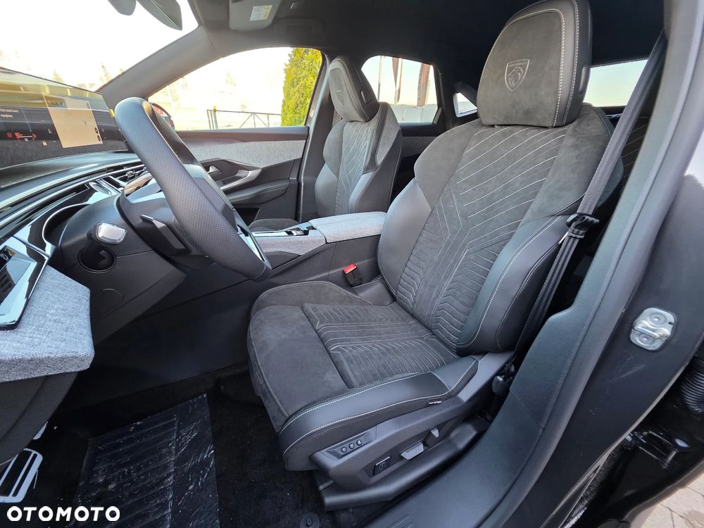 Peugeot 3008 1.2 PureTech mHEV GT E-DCS6 - 14