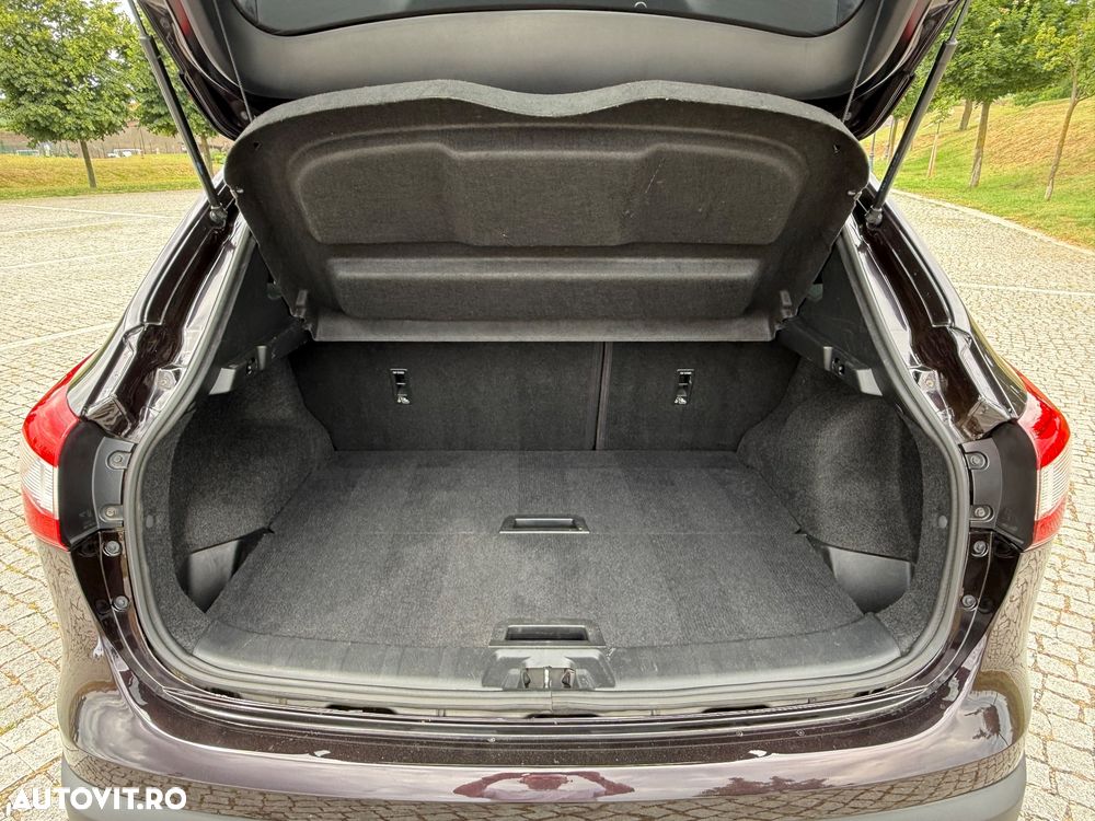Nissan Qashqai 1.6 DCI ALL-MODE 4x4i TEKNA+ - 19