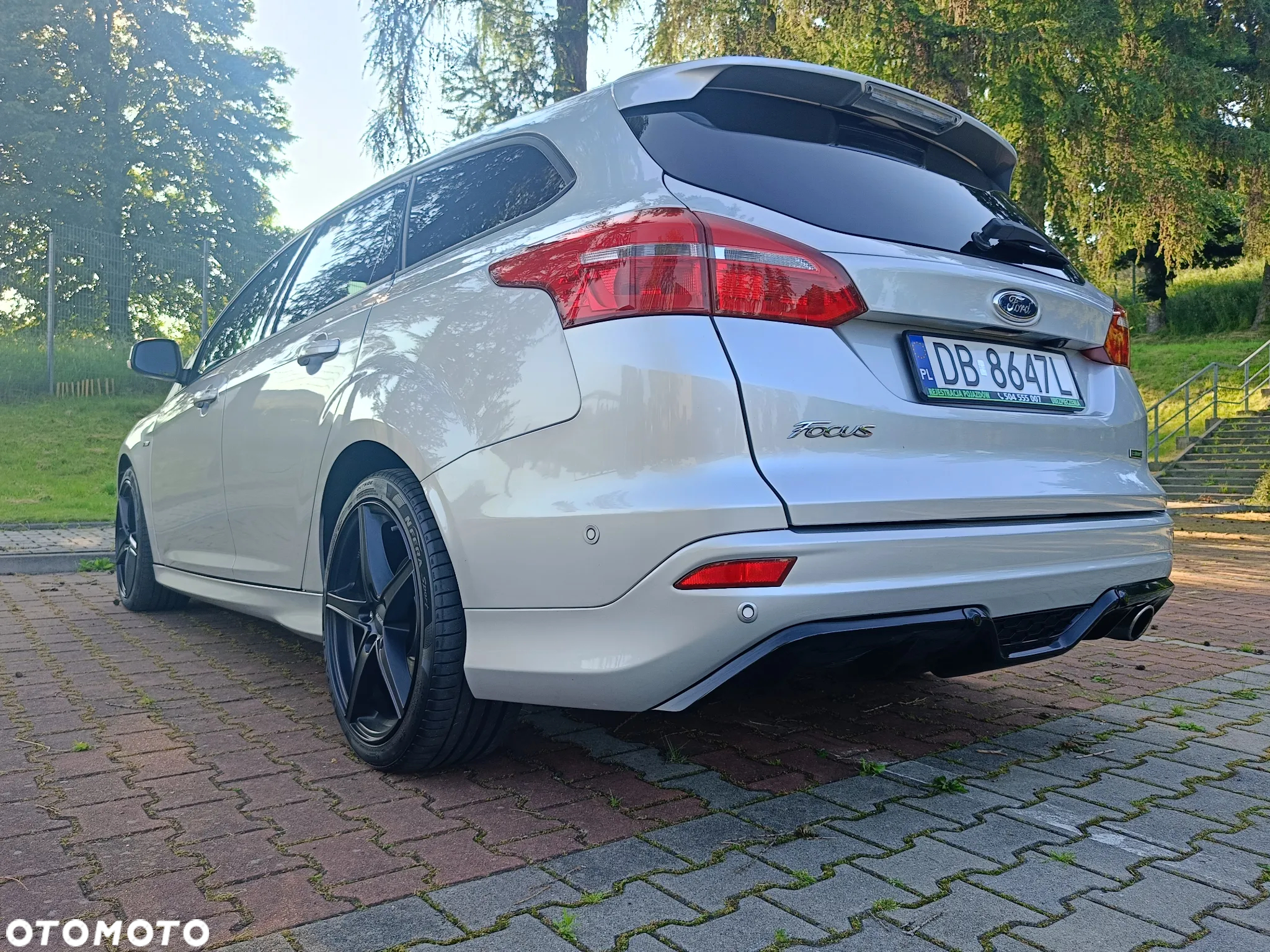 Ford Focus Turnier 1.5 EcoBoost Start-Stopp-System ST-LINE - 11