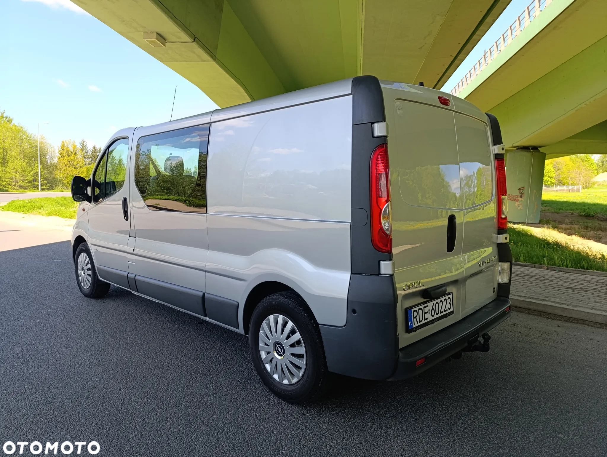 Opel Vivaro L2H1 2.9t - 4