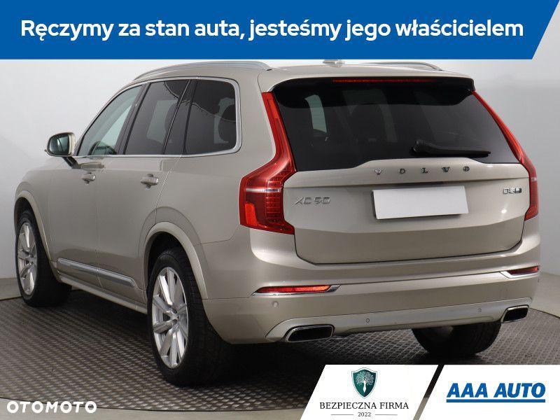 Volvo XC 90 - 5