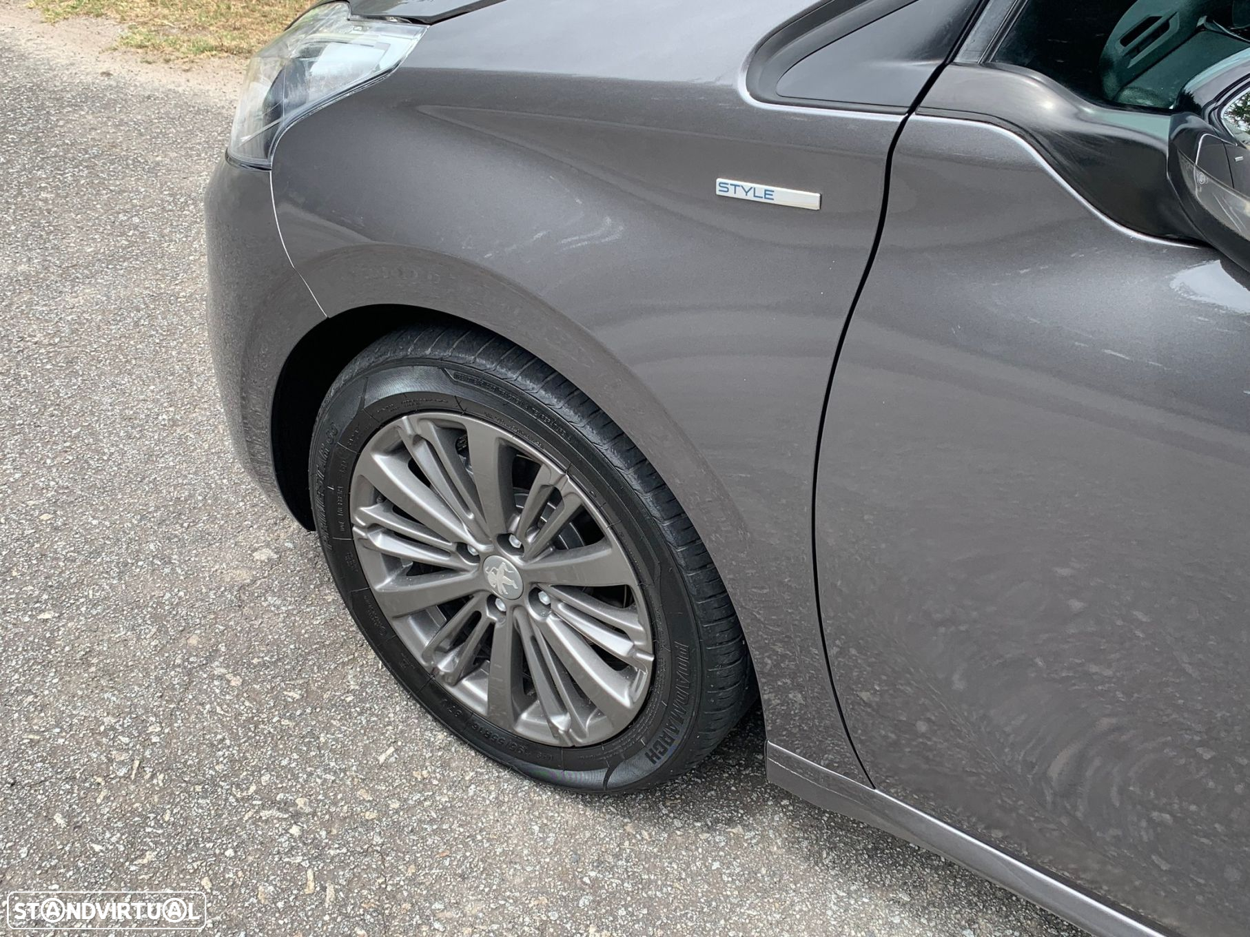 Peugeot 208 1.6 BlueHDi Allure - 43