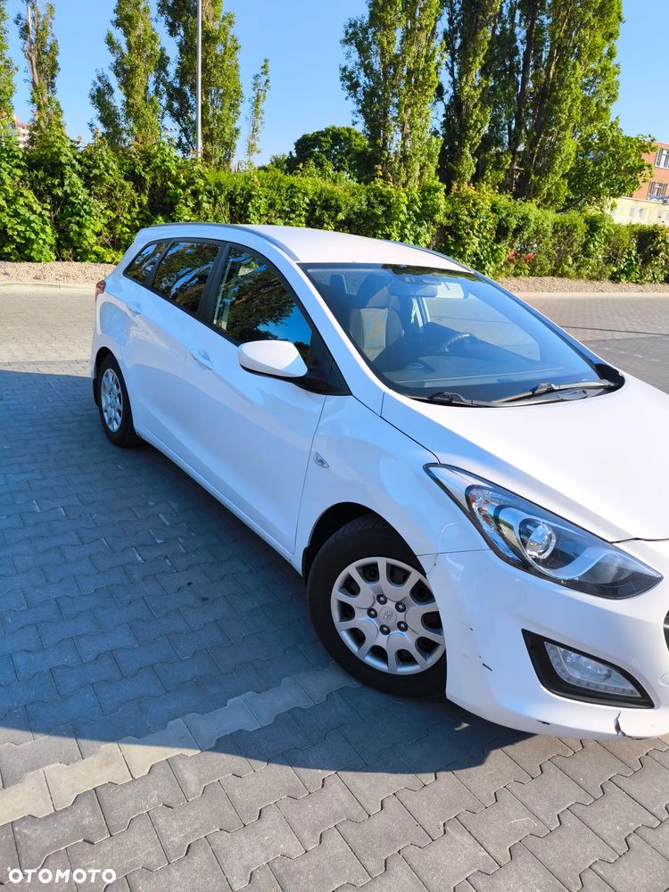 Hyundai i30 1.6 CRDi Classic + - 2