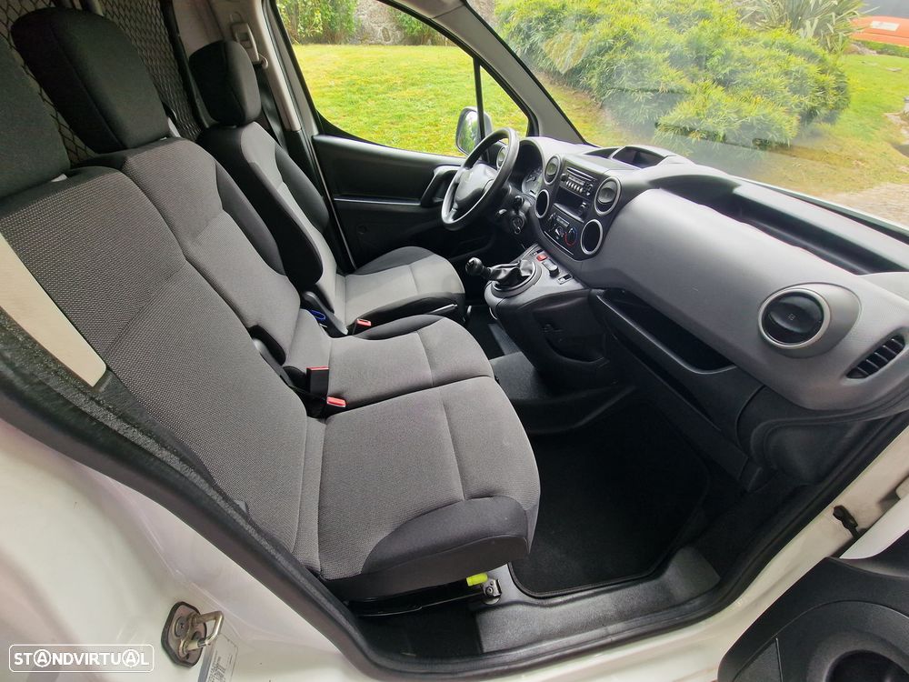 Peugeot PARTNER 1.6 HDI 100CV NACIONAL C/NOVA - 9
