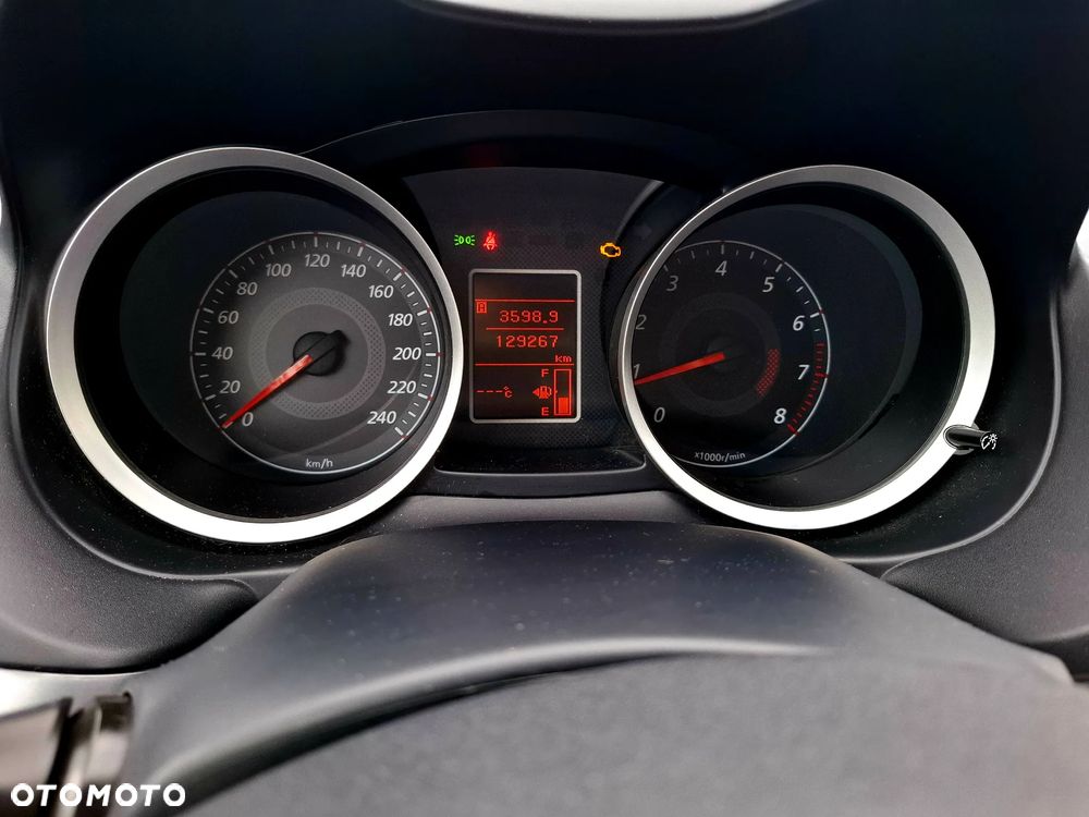Mitsubishi Lancer 1.5 Inform - 2