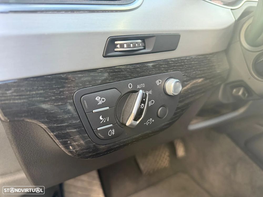 Audi Q7 3.0 TDI quattro S-line Tiptronic - 18