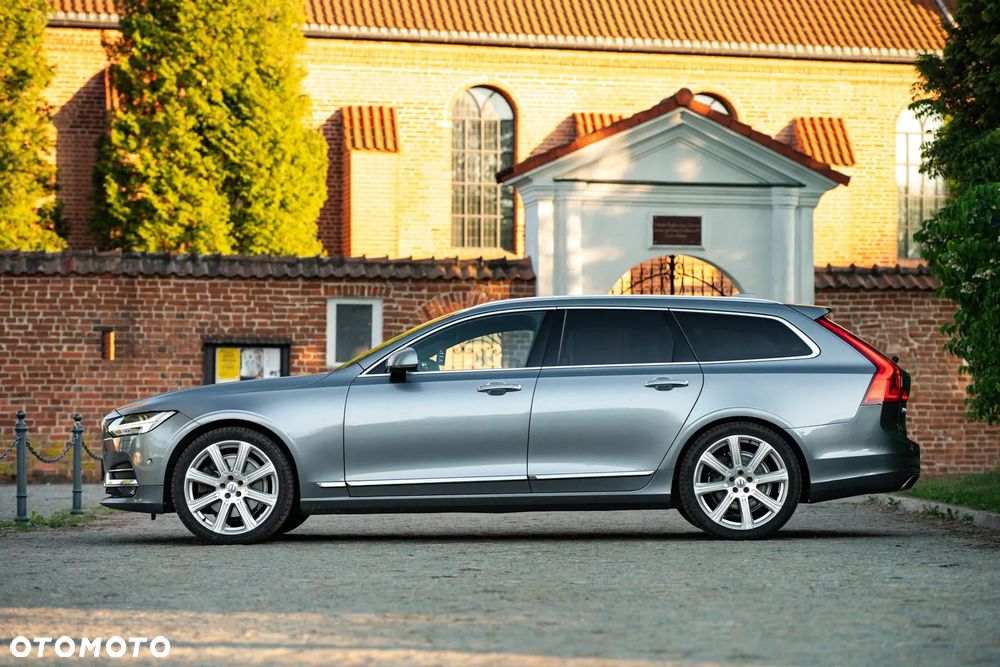 Volvo V90 D5 AWD Inscription - 4