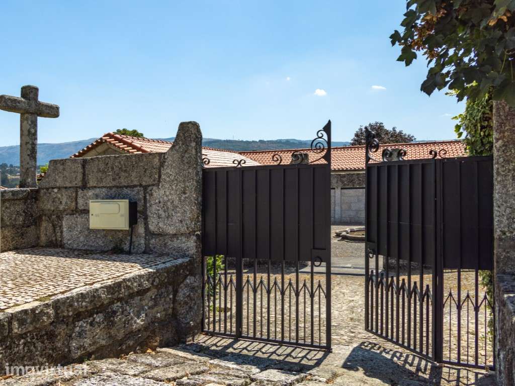 Quinta com jardim e piscina no Marco de Canaveses - Grande imagem: 2/51