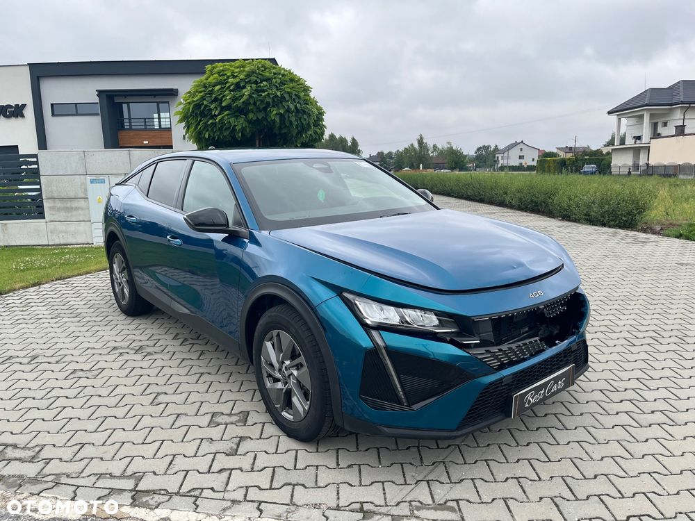 Peugeot 408 - 1