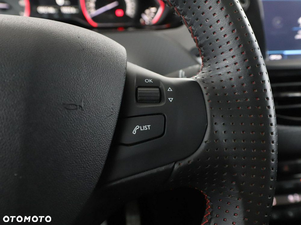 Peugeot 2008 PureTech 110 Stop&Start EAT6 GT-Line Edition - 30