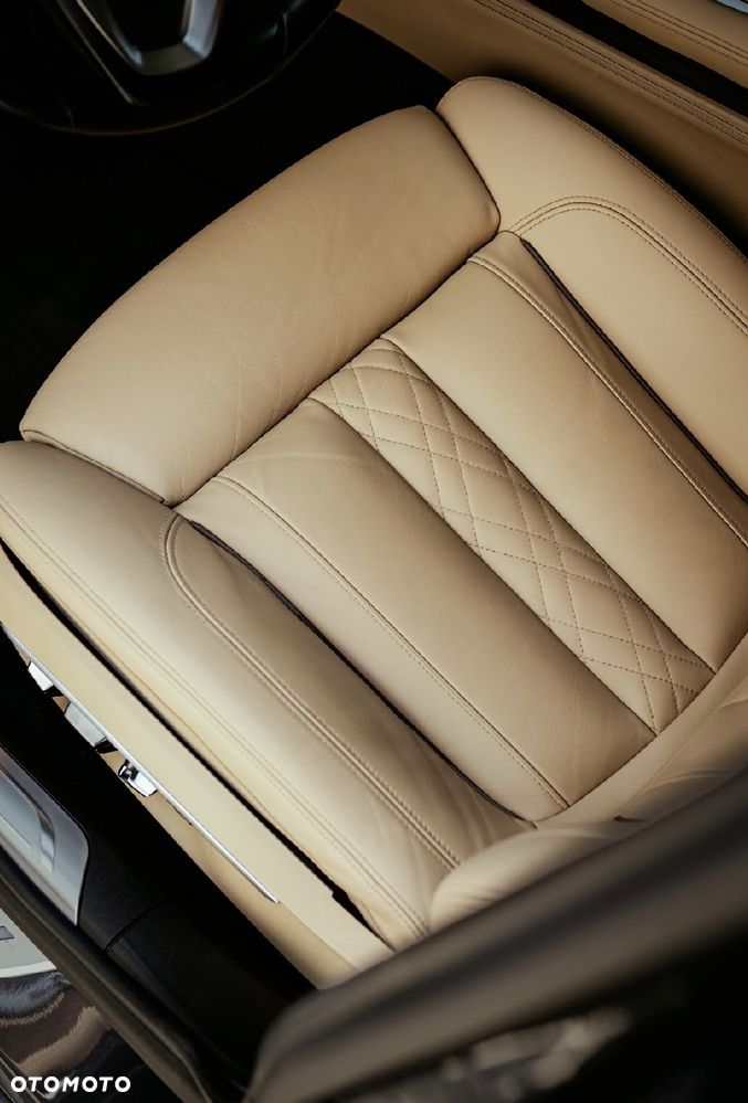 BMW Seria 7 730d xDrive - 13