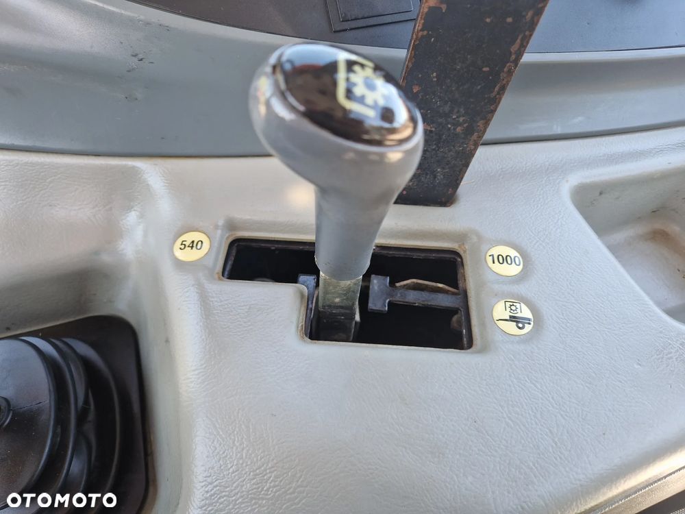 Valtra T121 HiTech - 12