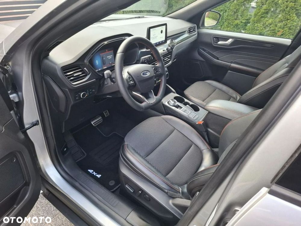 Ford Kuga 2.5 Duratec FHEV 4x4 ST-LINE X - 10
