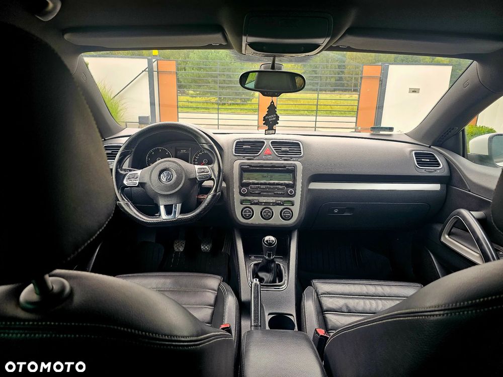 Volkswagen Scirocco 2.0 TDI - 10