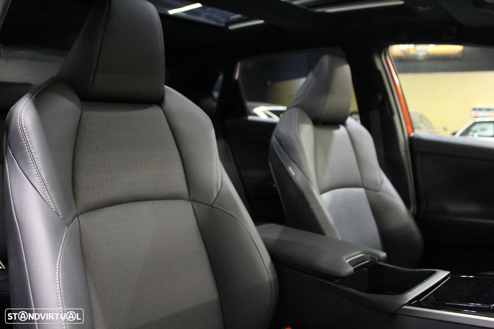 Subaru Solterra Platinum Plus - 18