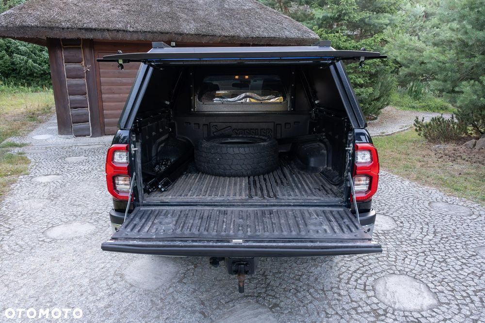 Toyota Hilux 2.8 D-4D Double Cab SR5 4x4 - 20