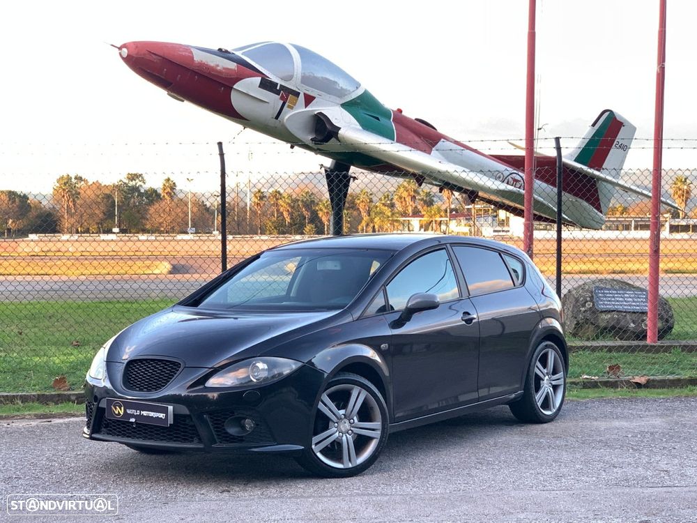 SEAT Leon 2.0 TDI FR DPF - 1