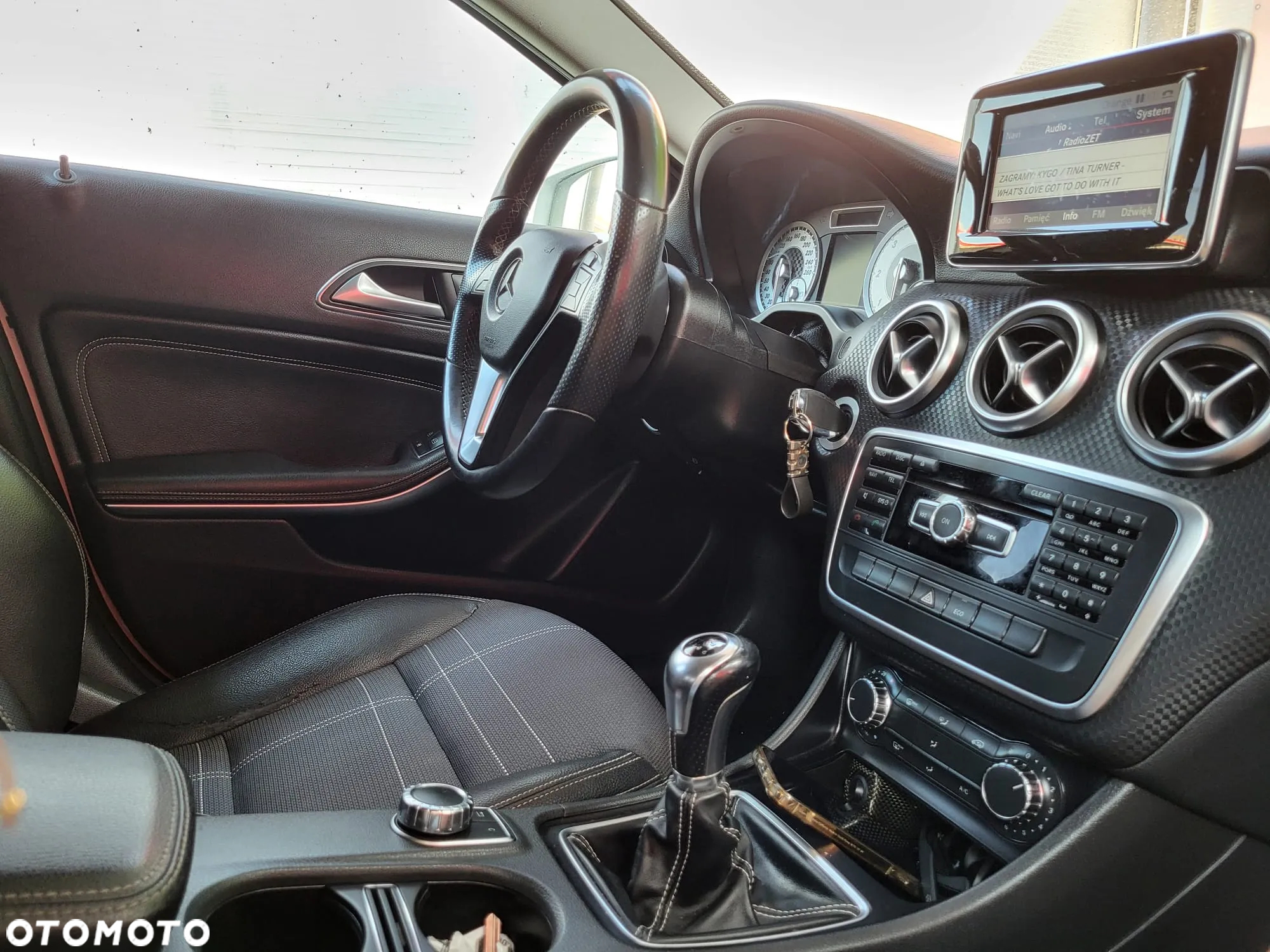 Mercedes-Benz Klasa A 180 CDI (BlueEFFICIENCY) - 14