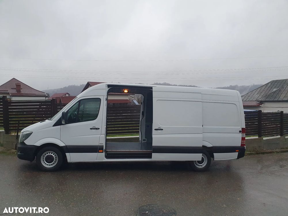 Mercedes-Benz Sprinter - 6
