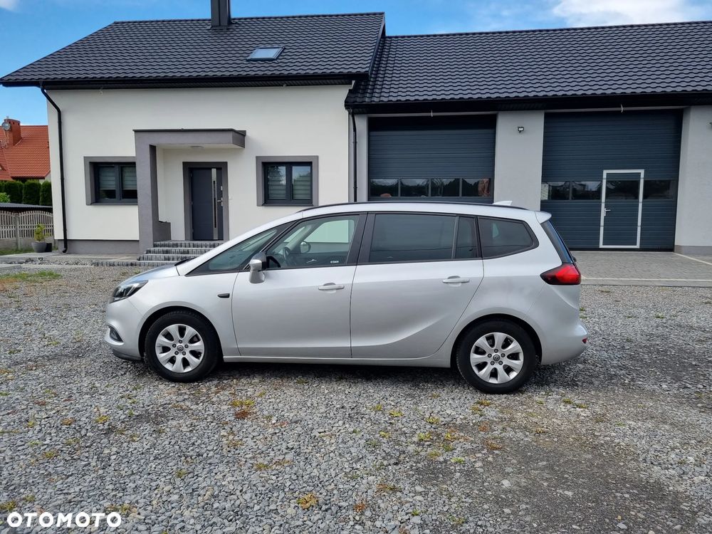 Opel Zafira 1.4 Turbo Business Edition - 4