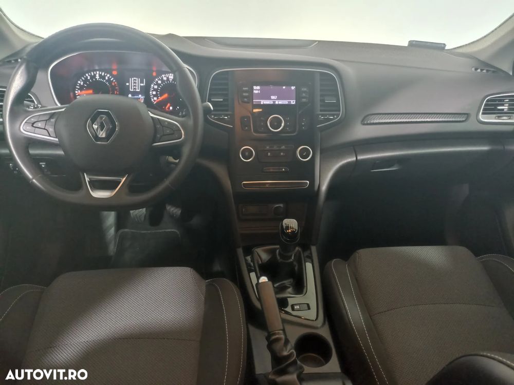 Renault Megane TCe 114 GPF Life - 8