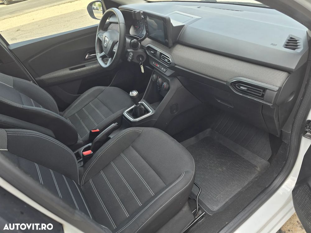 Dacia Logan TCe 90 MT6 Comfort - 11