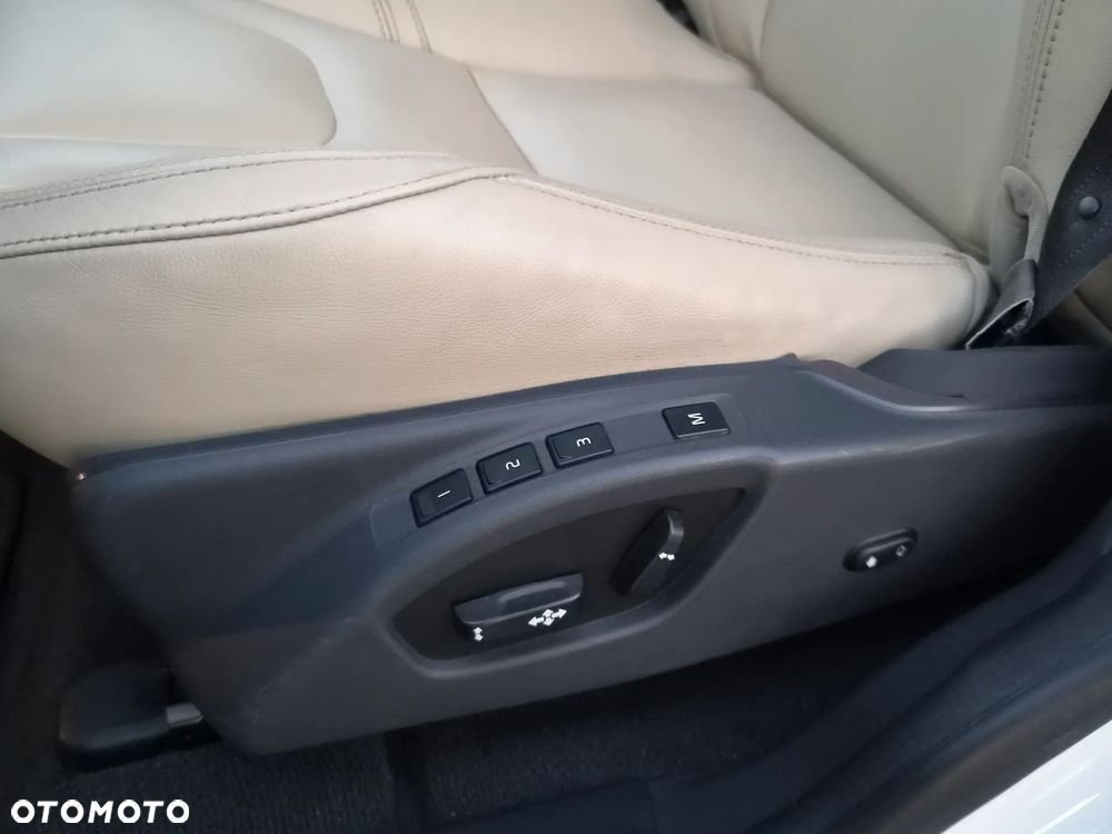 Volvo XC 60 D4 Drive-E Summum - 24
