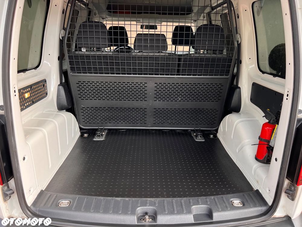 Volkswagen Caddy 2.0 TDI Comfortline - 18