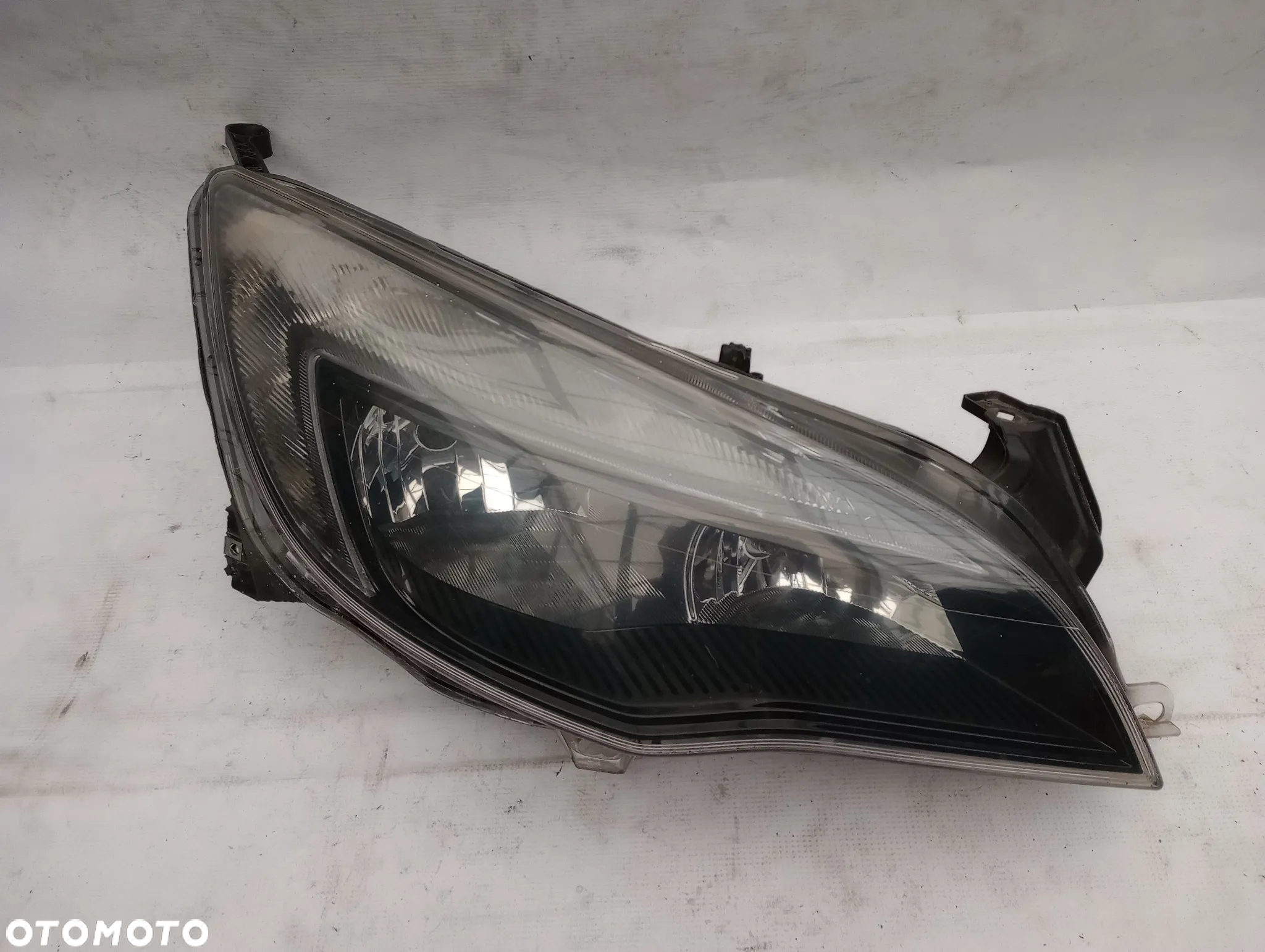 Lampa Prawy Przód Opel Astra J UK - 3