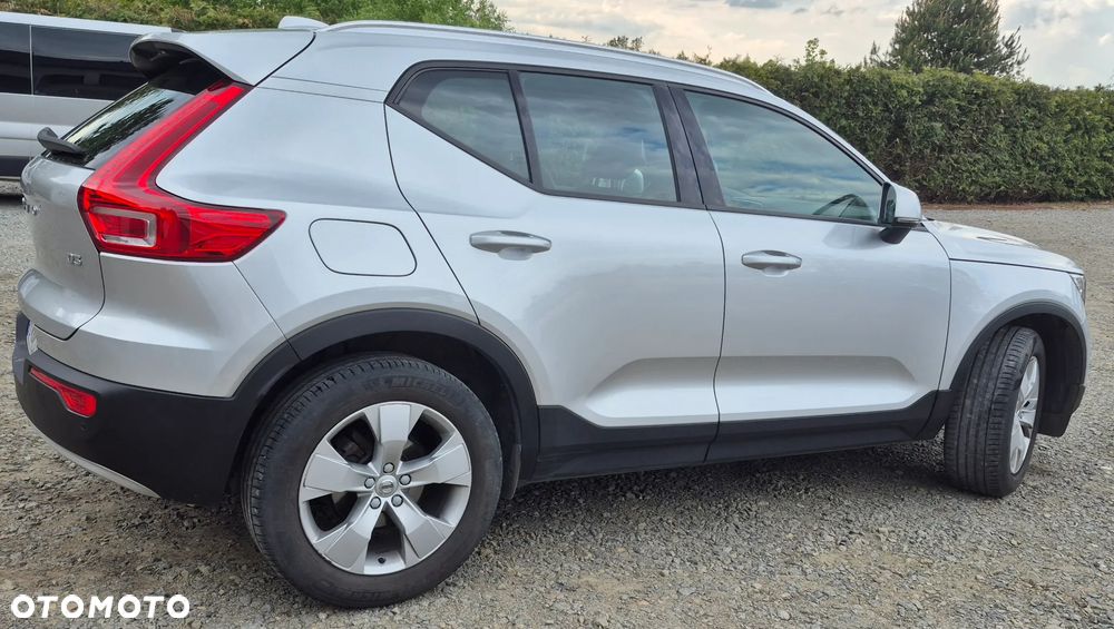 Volvo XC 40 D3 Momentum - 2