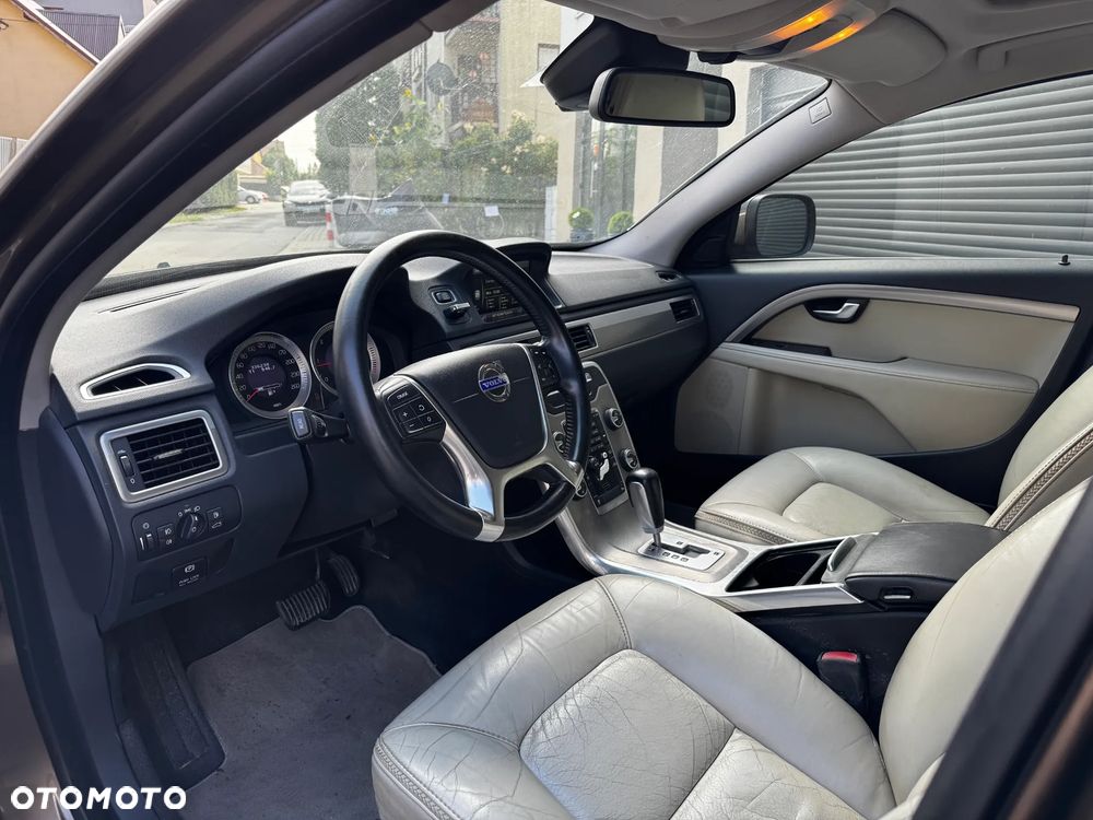 Volvo XC 70 - 11
