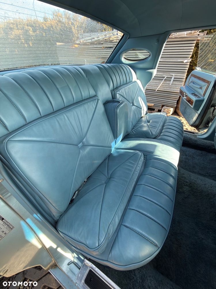Lincoln Continental - 14