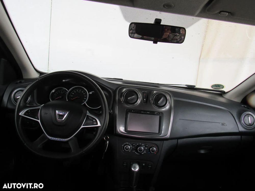 Dacia Sandero Stepway TCe 90 (S&S) Prestige - 11