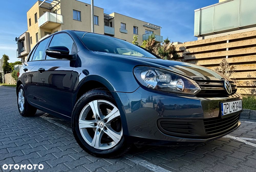 Volkswagen Golf - 21