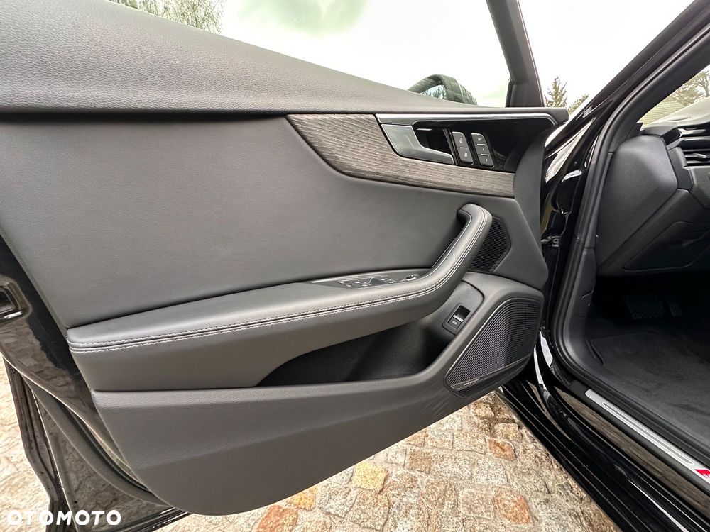 Audi A4 Limousine 45 TFSI quattro S tronic S line - 24