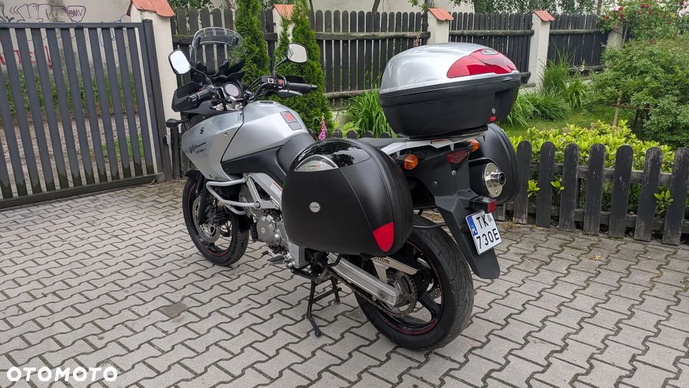 Suzuki V-STROM - 3