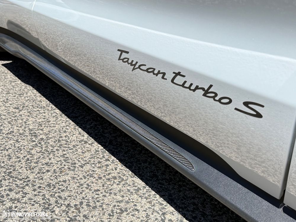 Porsche Taycan Sport Turismo Turbo S - 42