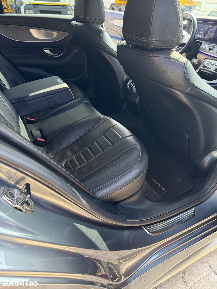 Mercedes-Benz CLS 300 d 9G-TRONIC AMG Line - 12