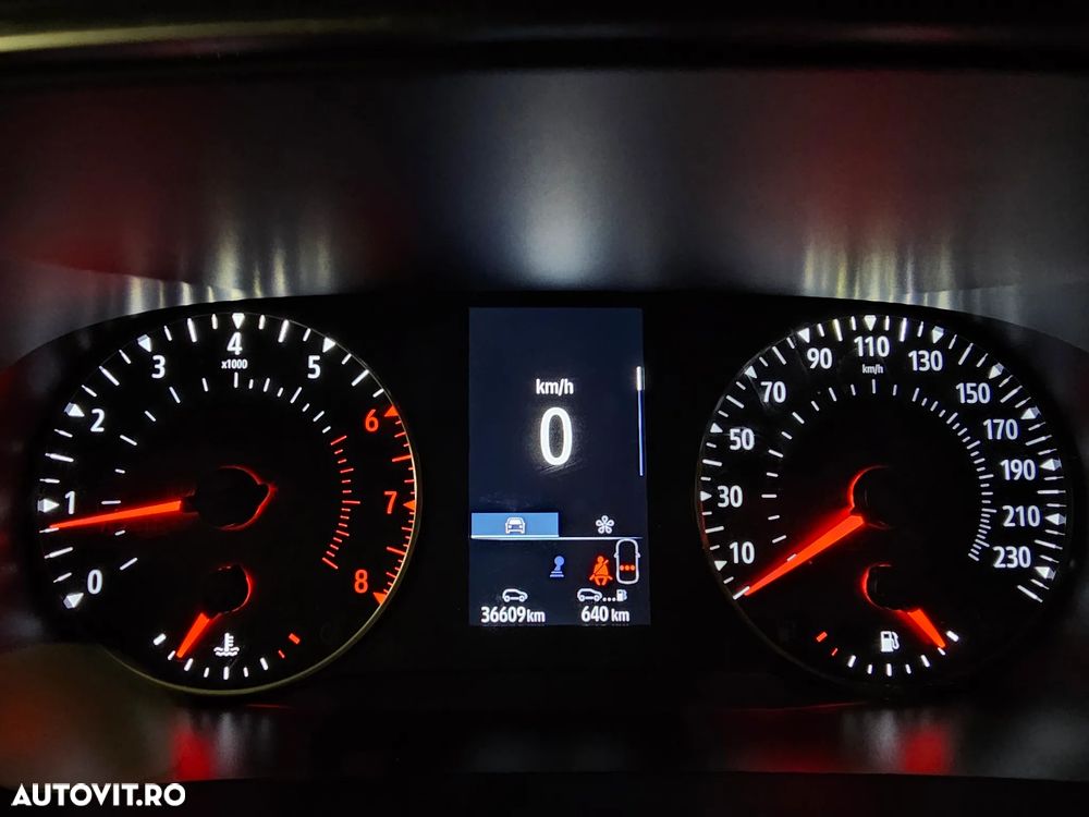 Renault Megane TCE 140 Equilibre - 14